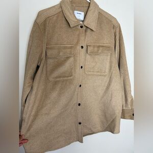 Old Navy Tan Shacket. Unisex